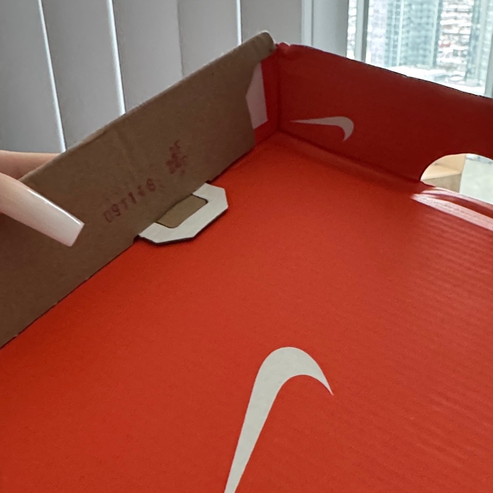 Nike Black and Gray Zoom Fly Shoes - Picture 13 of 16